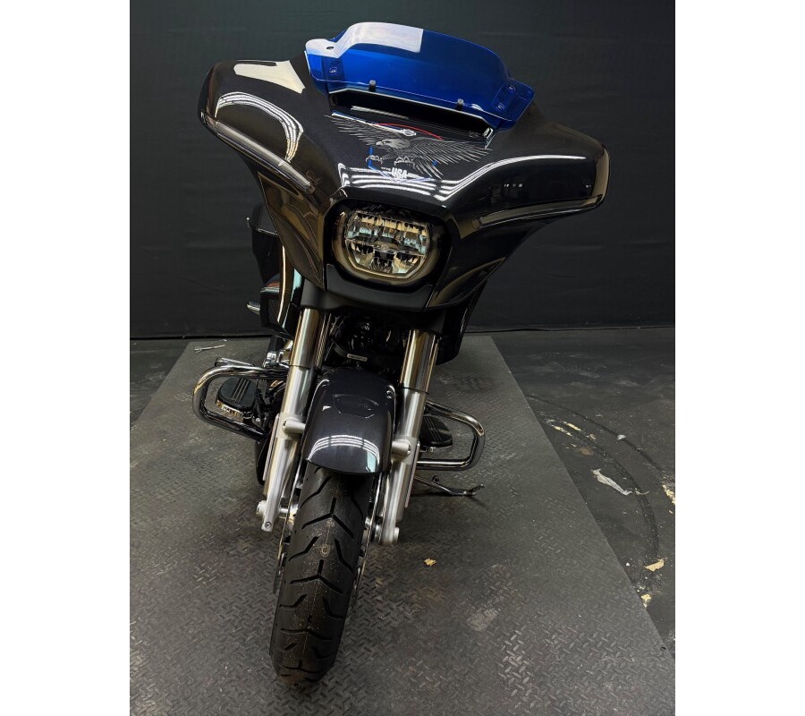 Harley-Davidson® Street Glide® 2026 FLHX MIDNIGHT EMBER