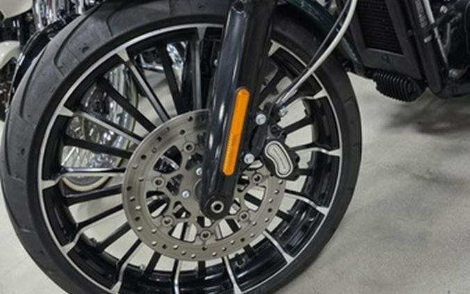 2024 Harley-Davidson Softail FXBR - Breakout