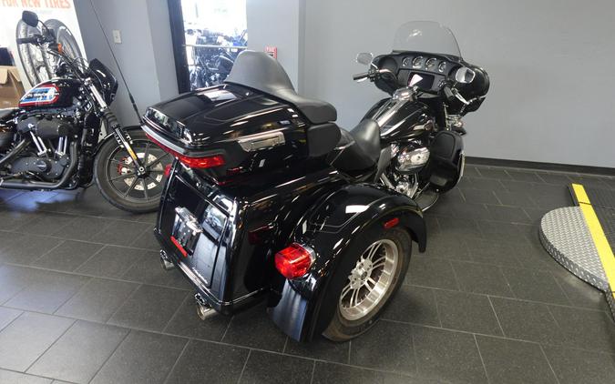 2024 Harley-Davidson Tri Glide Ultra FLHTCUTG
