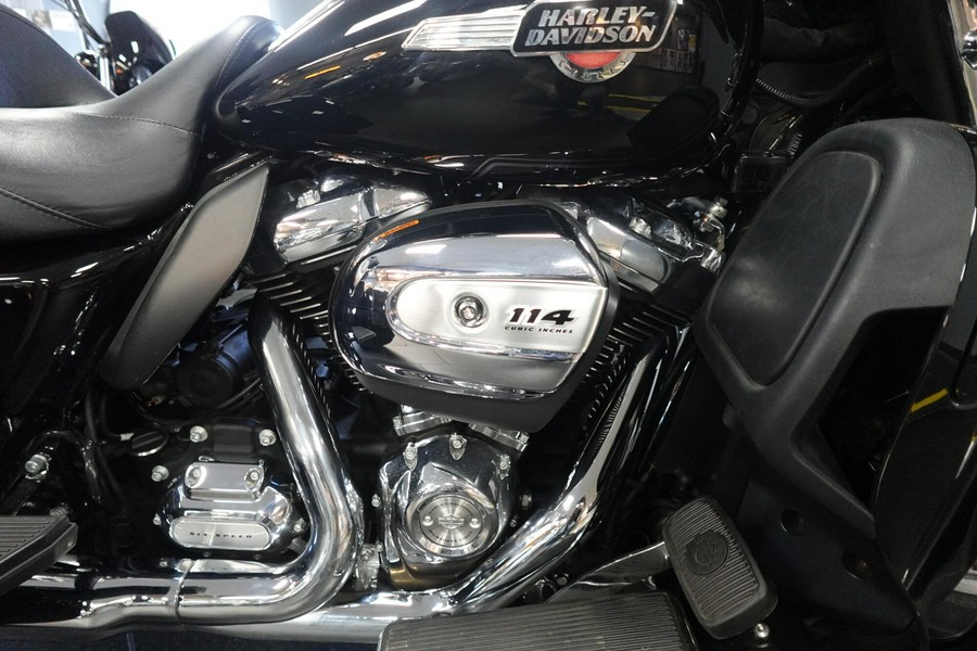 2024 Harley-Davidson Tri Glide Ultra FLHTCUTG