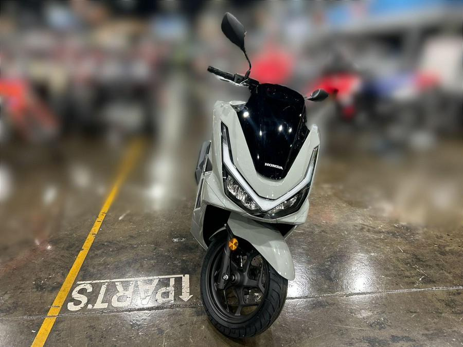2025 Honda PCX ABS
