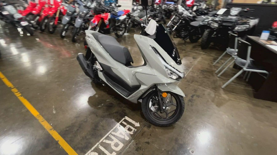 2025 Honda PCX ABS