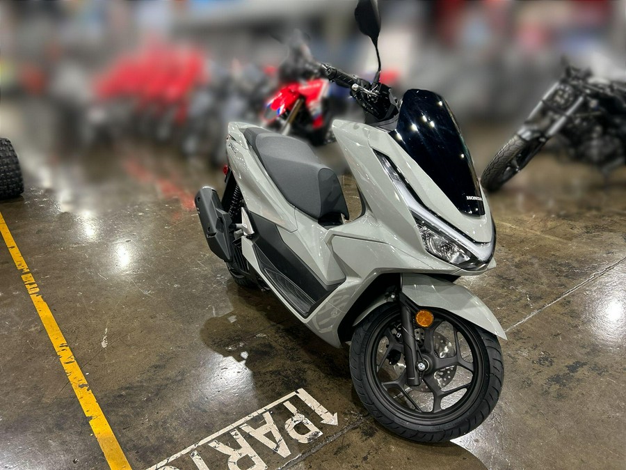 2025 Honda PCX ABS