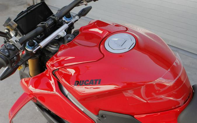 2025 Ducati Streetfighter V4 S