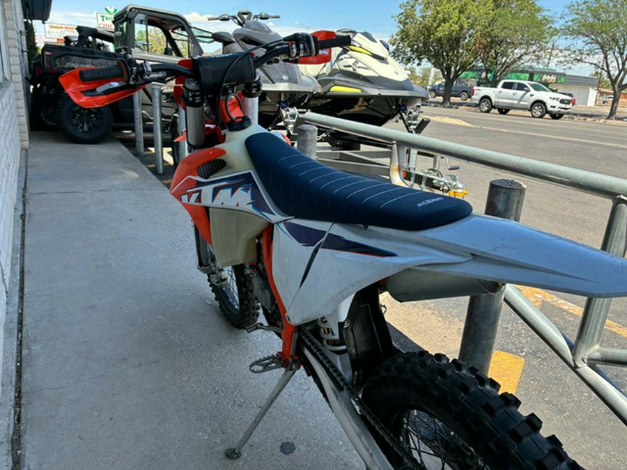 2022 KTM XC 125