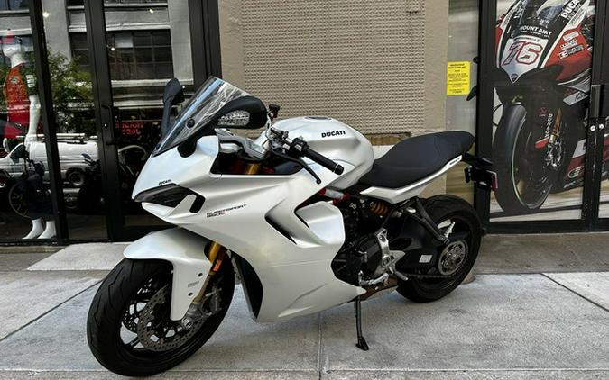 2022 Ducati Supersport 950 S White Silk Fairing