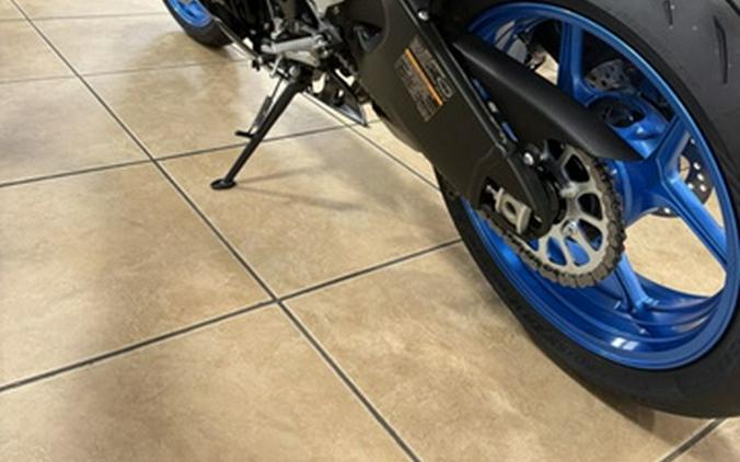 2027 Kawasaki Ninja ZX-6R ABS