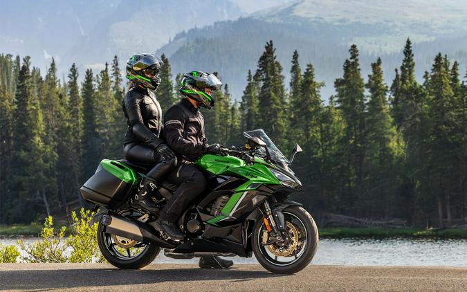 2027 Kawasaki NINJA® 1100SX SE ABS