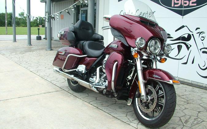 2015 Harley-Davidson® FLHTCU - Electra Glide® Ultra Classic®