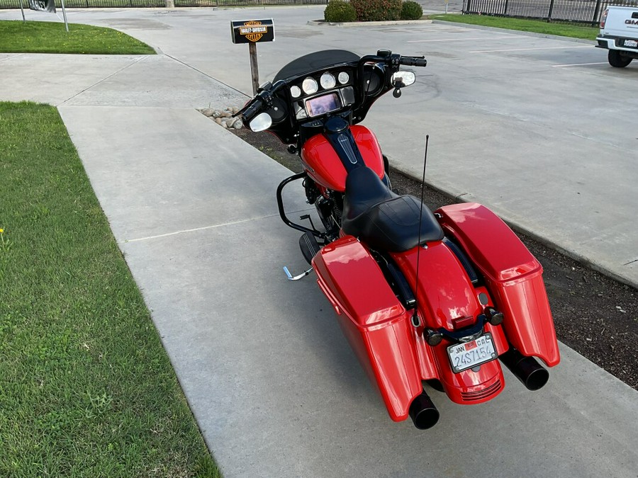 FLHXS 2020 Street Glide® Special