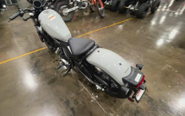 2026 Honda REBEL 300 E-CLUTCH