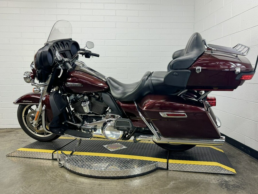 2019 Harley-Davidson Electra Glide Ultra Classic TWISTED CHERRY