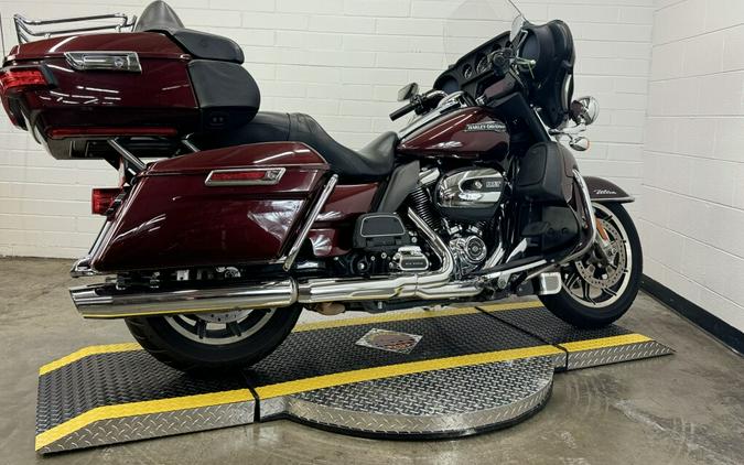 2019 Harley-Davidson Electra Glide Ultra Classic TWISTED CHERRY