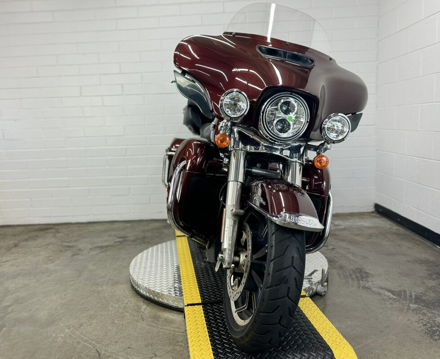 2019 Harley-Davidson Electra Glide Ultra Classic TWISTED CHERRY