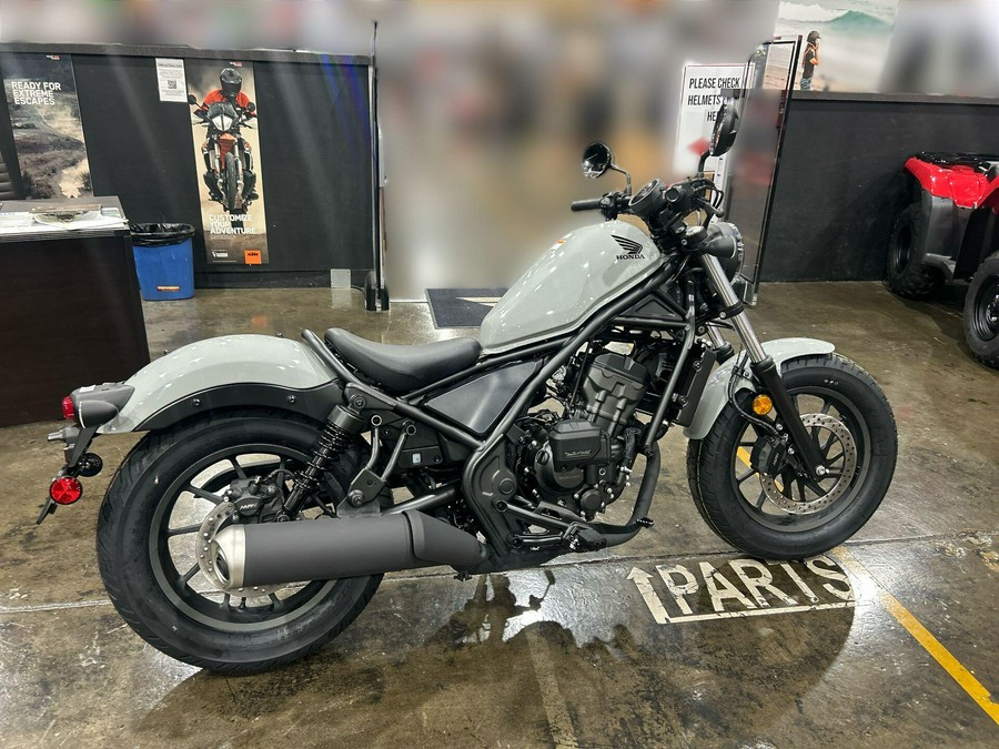 2026 Honda REBEL 300 E-CLUTCH