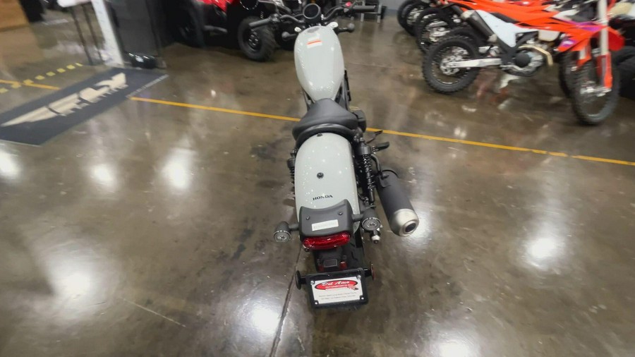 2026 Honda REBEL 300 E-CLUTCH