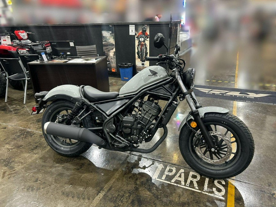 2026 Honda REBEL 300 E-CLUTCH