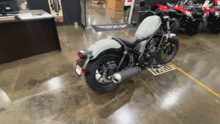 2026 Honda REBEL 300 E-CLUTCH