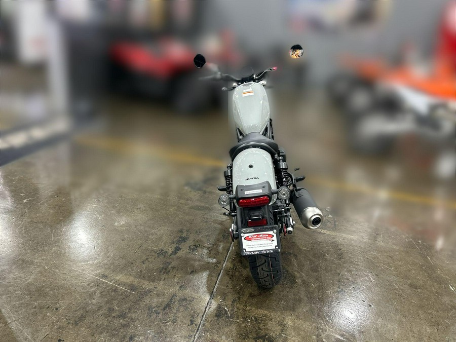 2026 Honda REBEL 300 E-CLUTCH