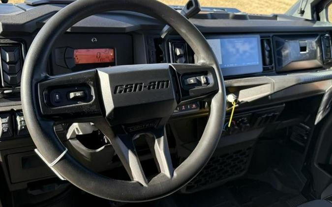 2026 Can-Am® Defender Limited HD11