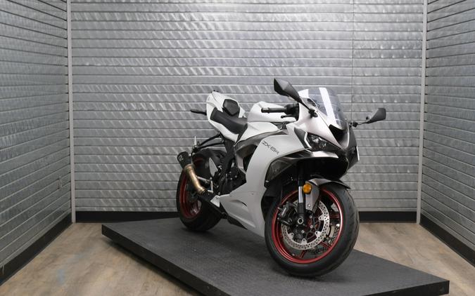 2025 KAWASAKI NINJA ZX6R