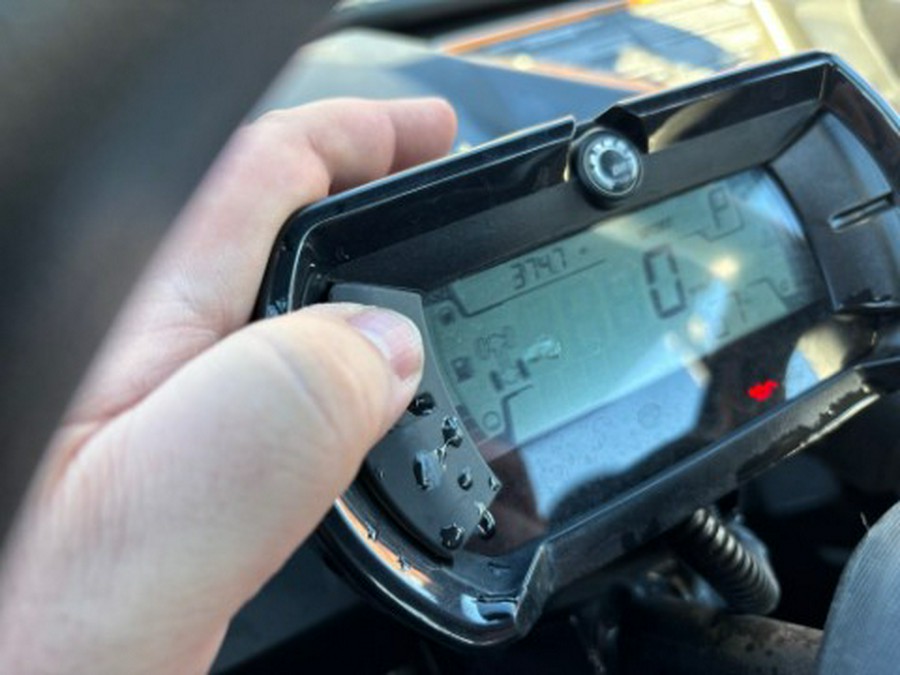2023 Can-Am Commander DPS 1000R