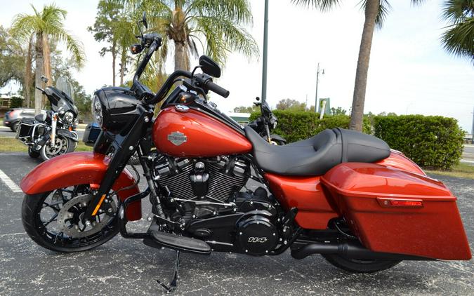 2025 Harley-Davidson Road King Special - FLHRXS