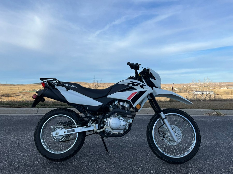 2023 Honda XR150L