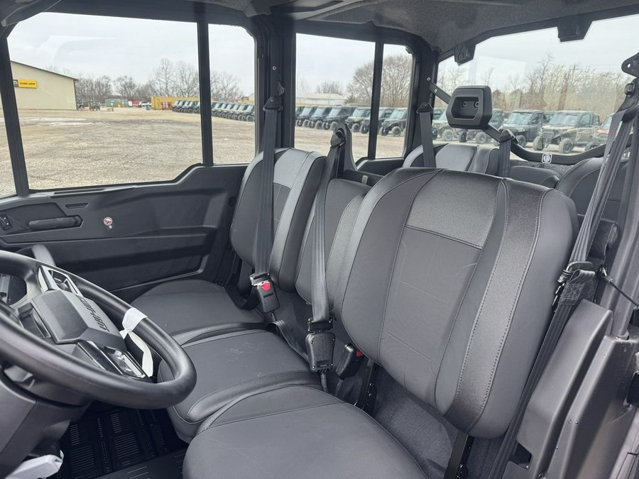 2026 Can-Am Defender MAX XT CAB HD11