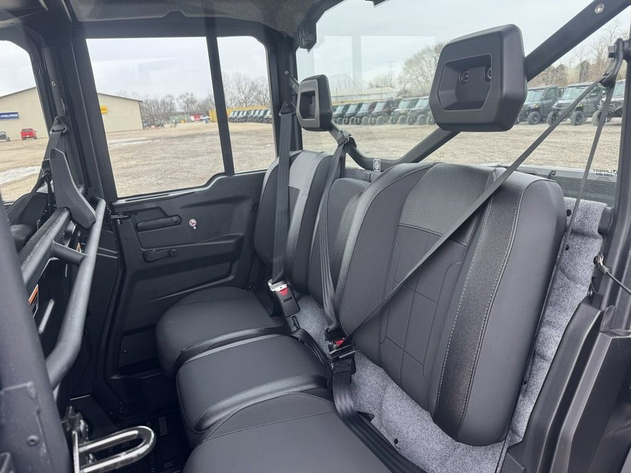 2026 Can-Am Defender MAX XT CAB HD11