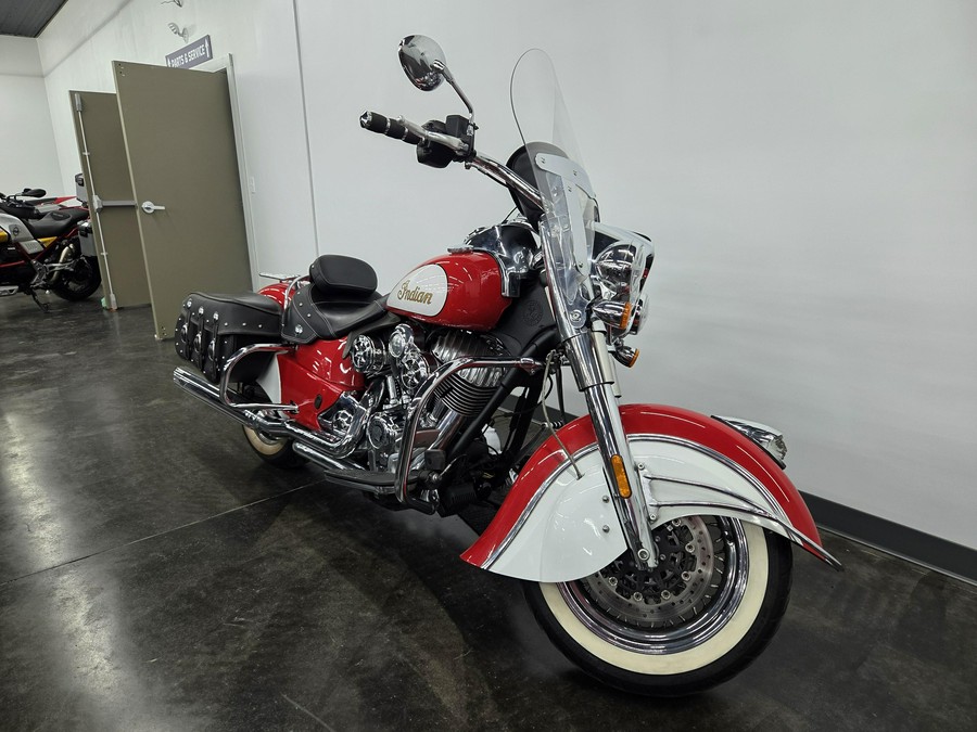 2016 INDIAN MOTORCYCLE Chief Classic