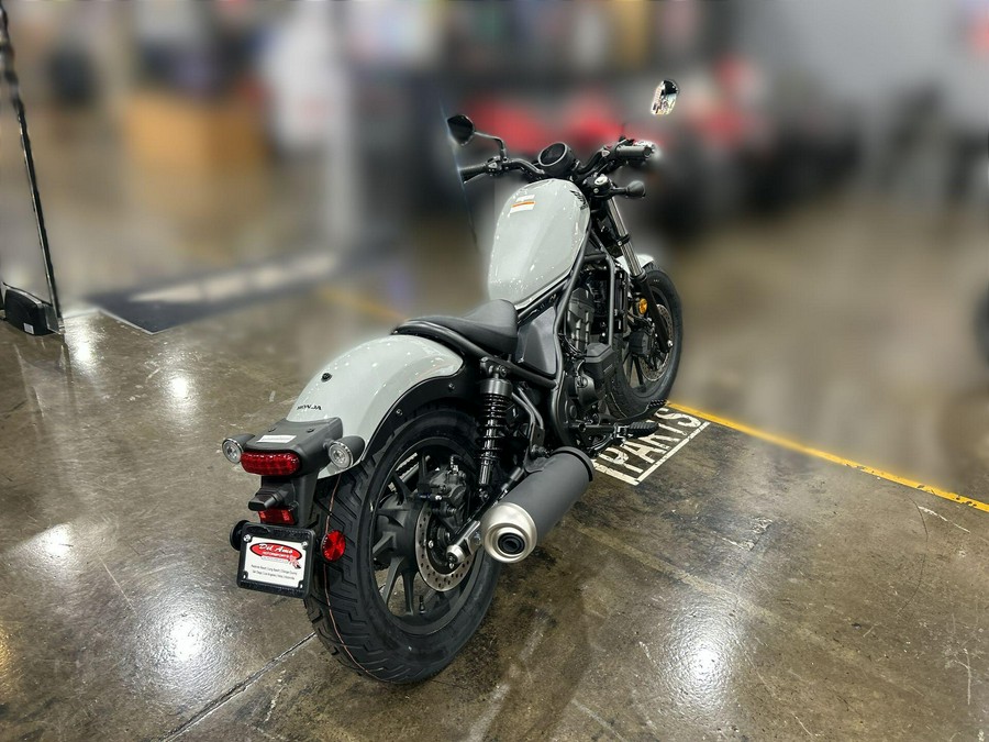 2026 Honda REBEL 300 E-CLUTCH