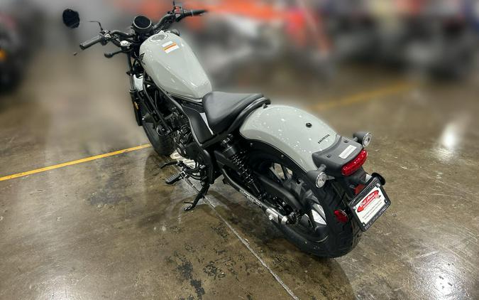 2026 Honda REBEL 300 E-CLUTCH