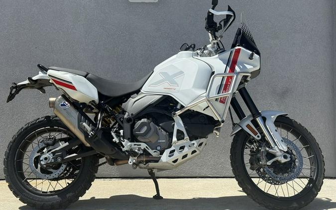 2023 Ducati DesertX Star White Silk