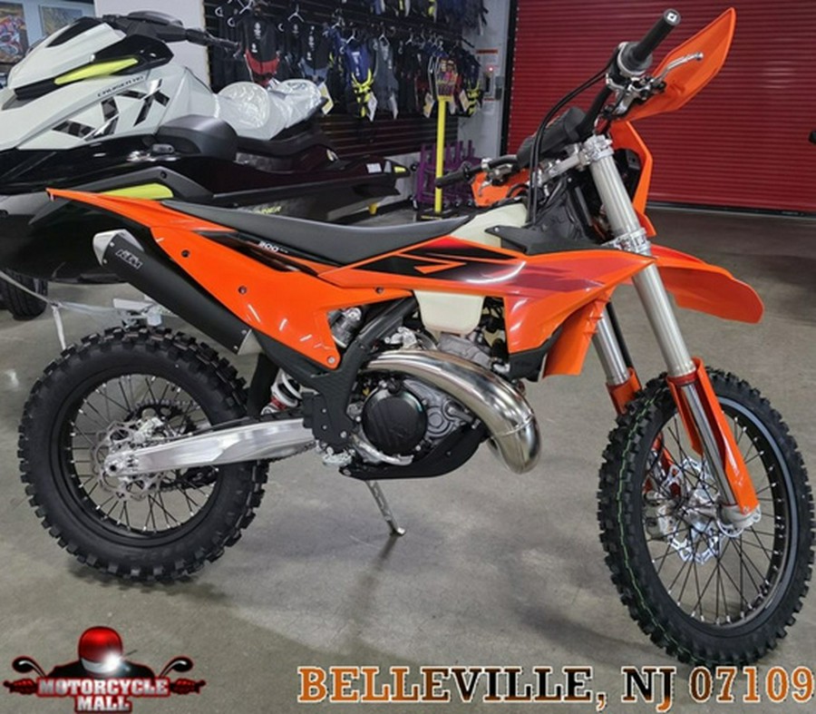 2027 KTM XC 300 W