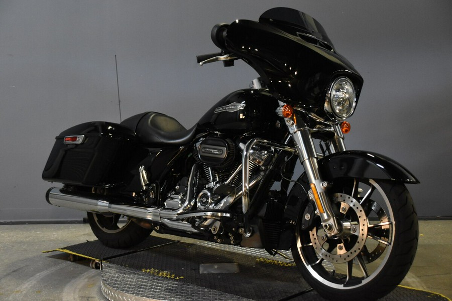 2023 Harley-Davidson Street Glide