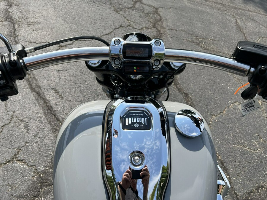 2024 Harley-Davidson Breakout 117