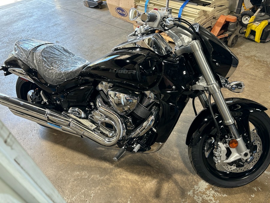 2025 Suzuki Boulevard M109R
