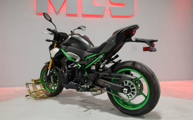 2026 Kawasaki Z900 SE ABS