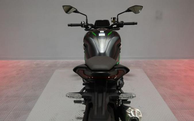 2026 Kawasaki Z900 SE ABS