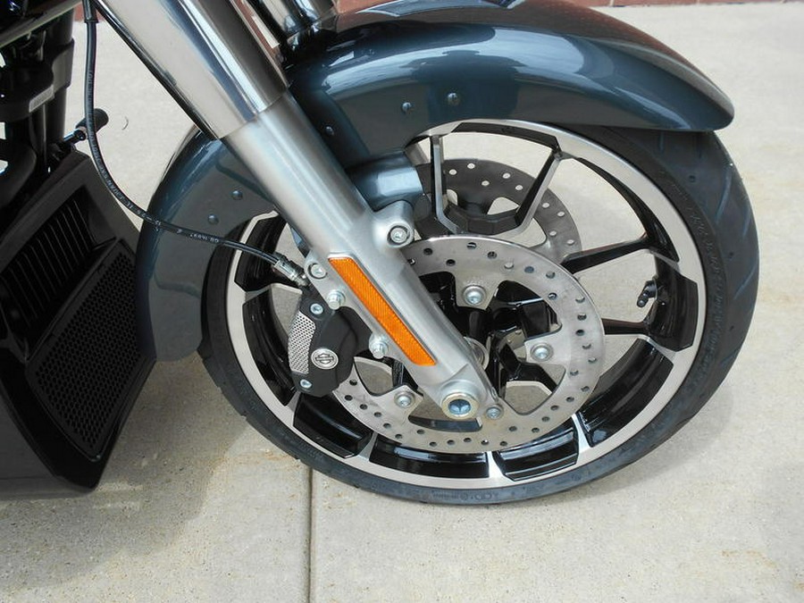 2026 Harley-Davidson® FLTRT - Road Glide® 3