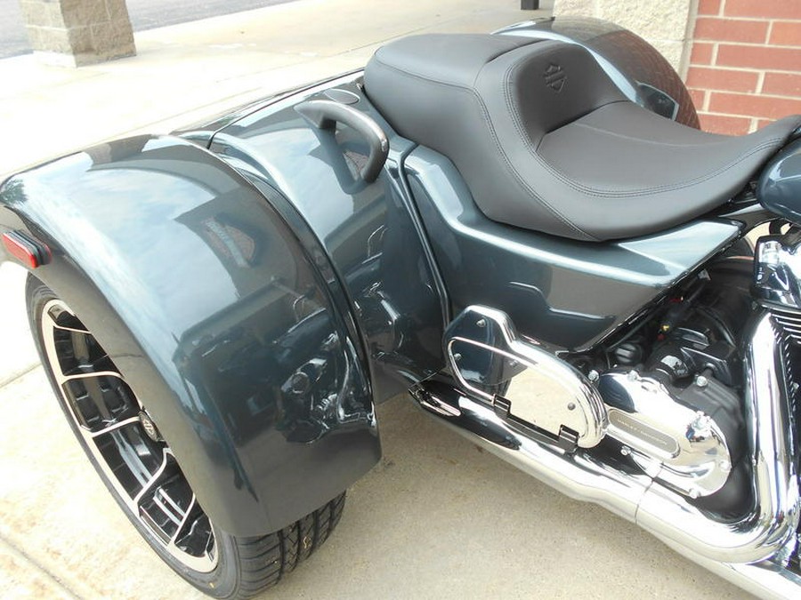 2026 Harley-Davidson® FLTRT - Road Glide® 3