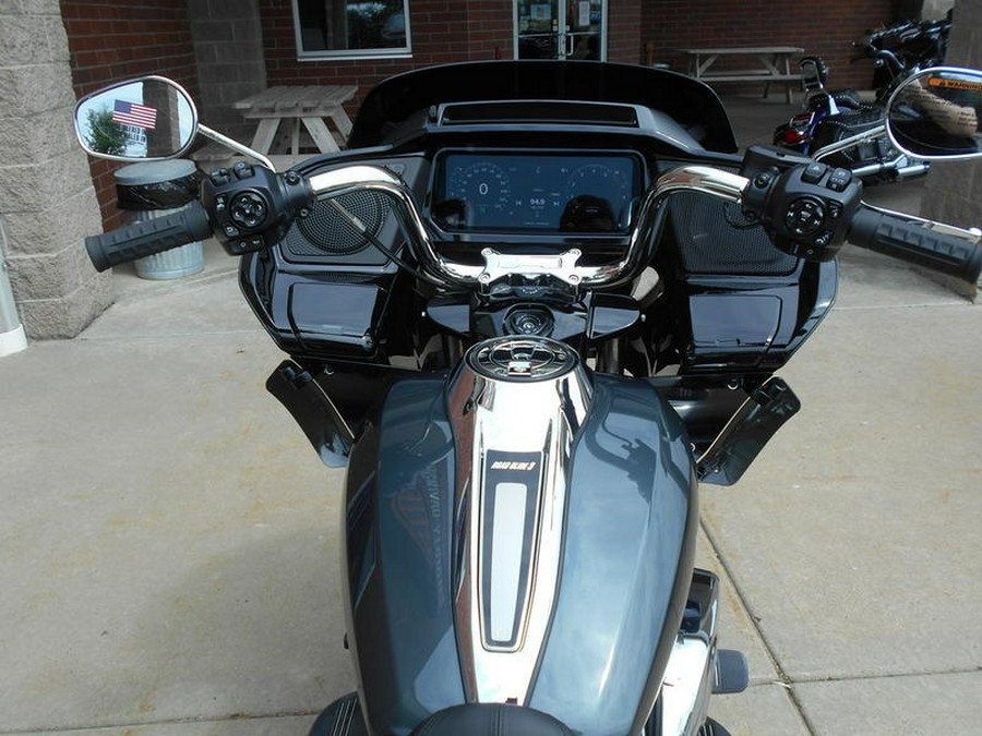 2026 Harley-Davidson® FLTRT - Road Glide® 3