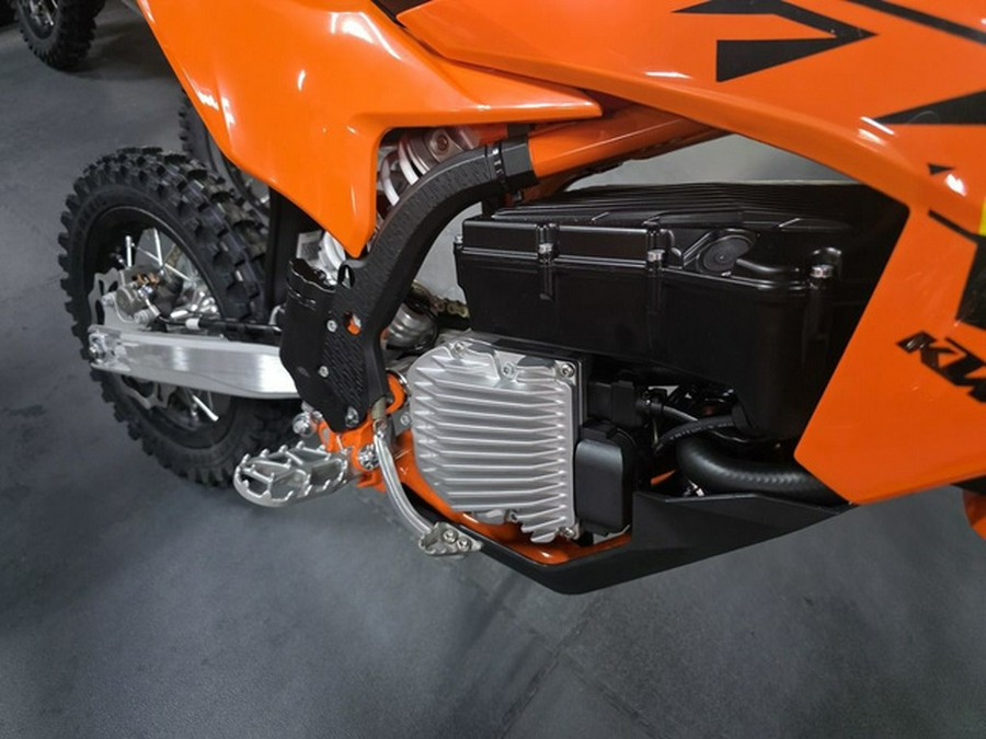 2027 KTM SX E 5