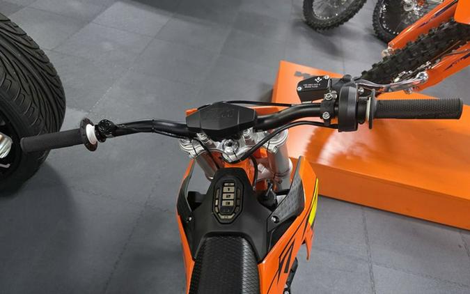 2027 KTM SX E 5