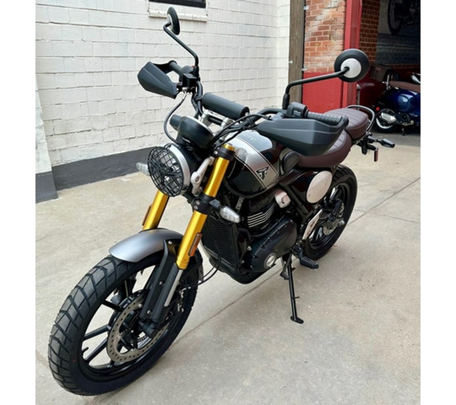 2025 Triumph Scrambler 400 X Phantom Black Silver Ice