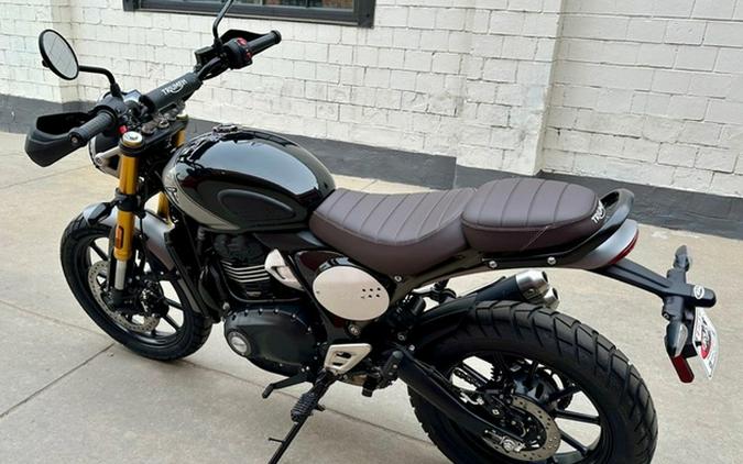 2025 Triumph Scrambler 400 X Phantom Black Silver Ice