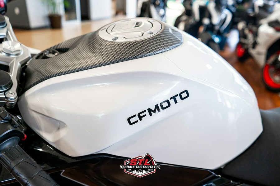 2025 CFMOTO 300SS