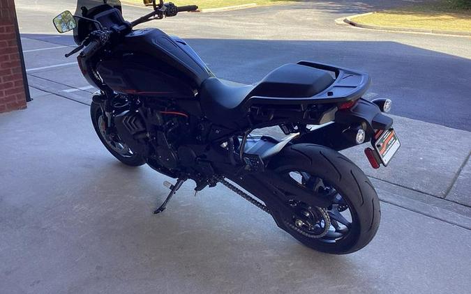 2025 Harley-Davidson® RA1250ST - Pan America® 1250 ST