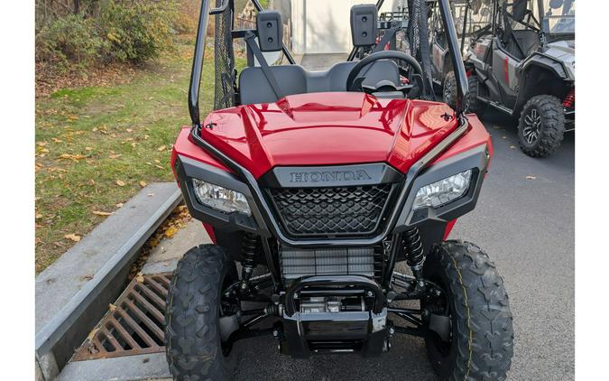 2026 Pioneer 520 - Honda